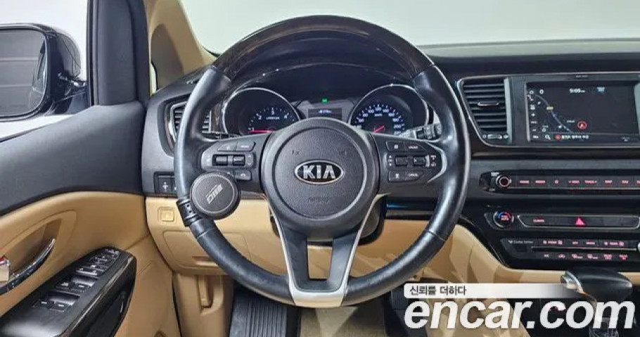 Kia Carnival 