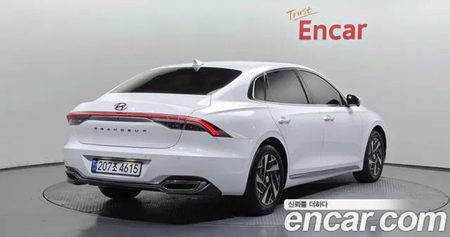 Hyundai Grandeur 