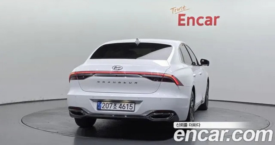 Hyundai Grandeur 