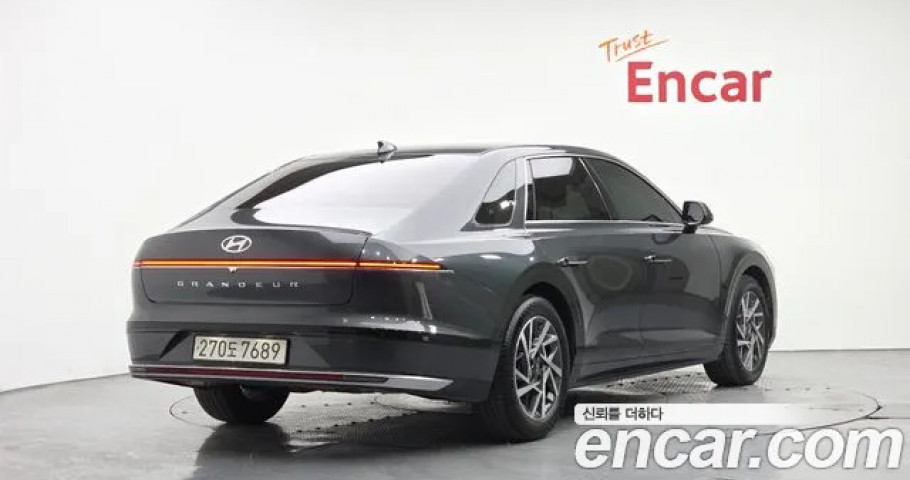 Hyundai Grandeur 