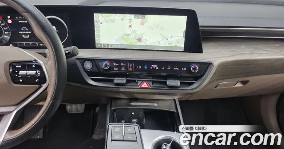 Kia K8 