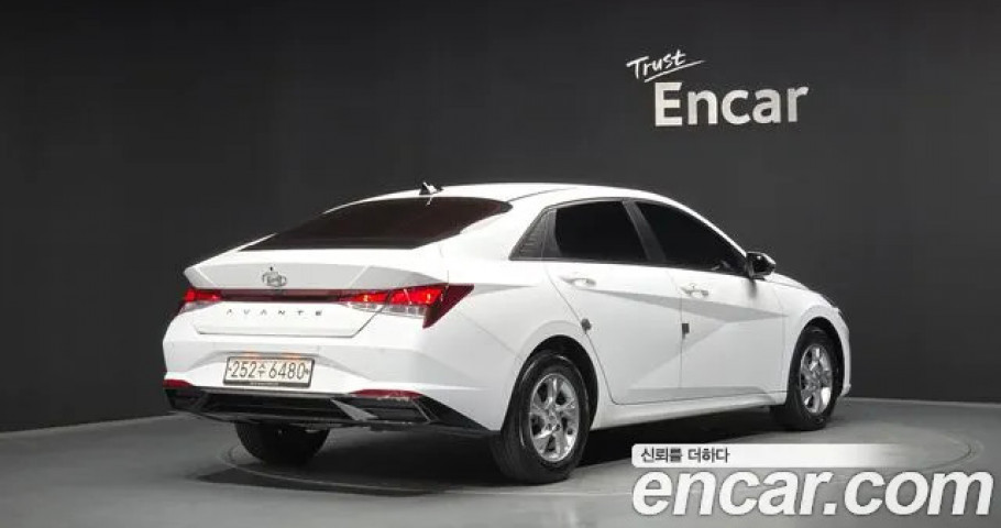Hyundai Avante (Elantra) 