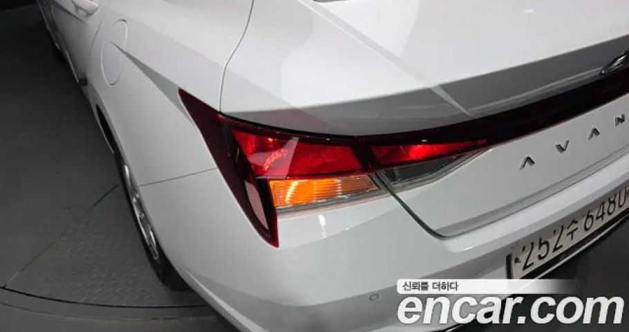 Hyundai Avante (Elantra) 