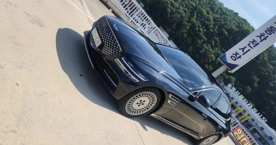 Genesis G80 