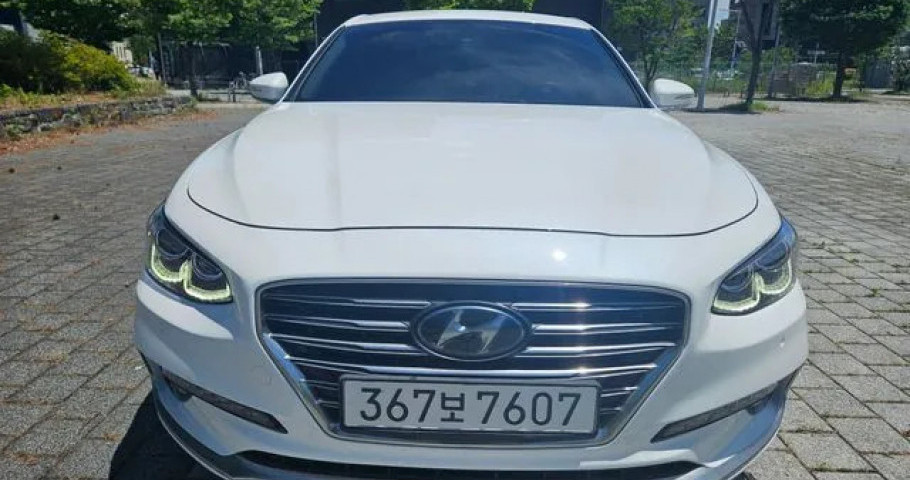 Hyundai Grandeur 