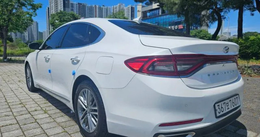 Hyundai Grandeur 