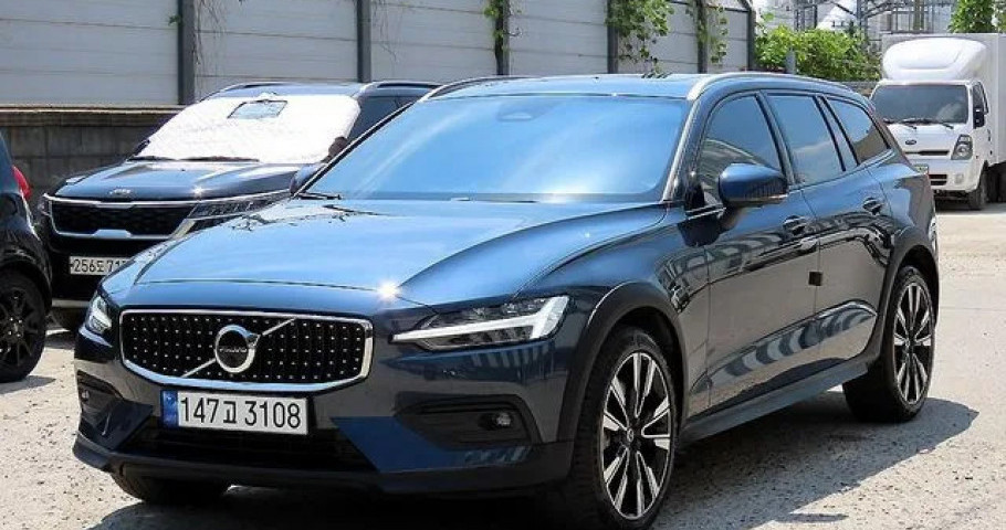 Volvo V60 