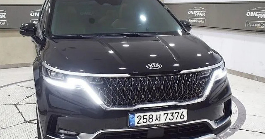 Kia Carnival 