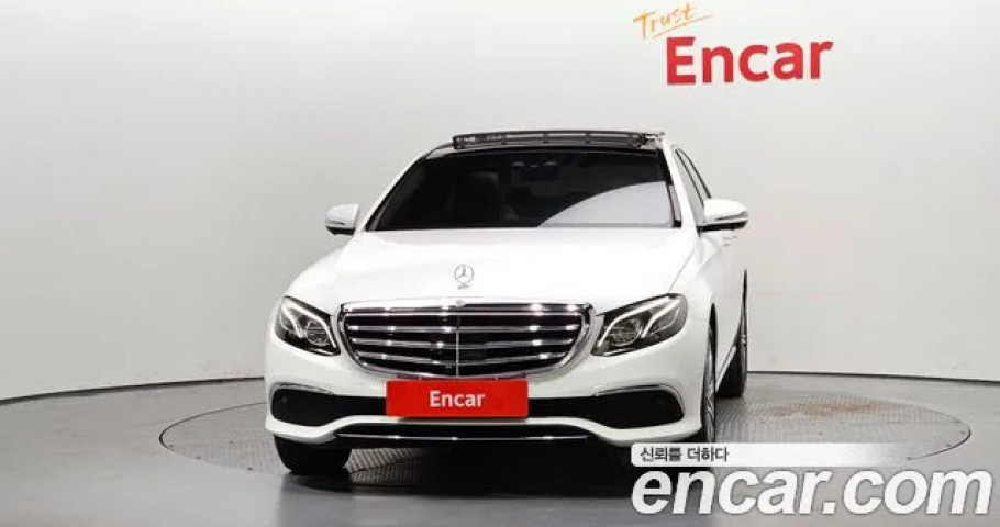Mercedes-Benz E-Class 