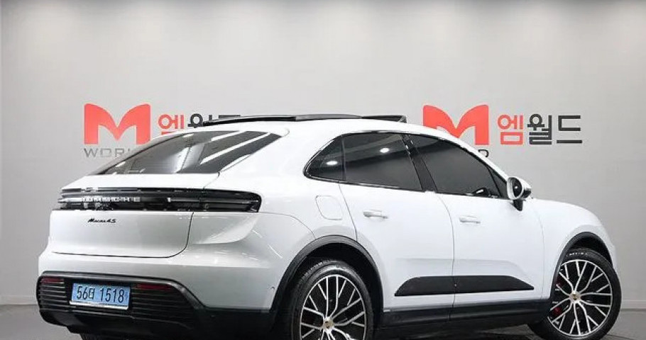 Porsche Macan 