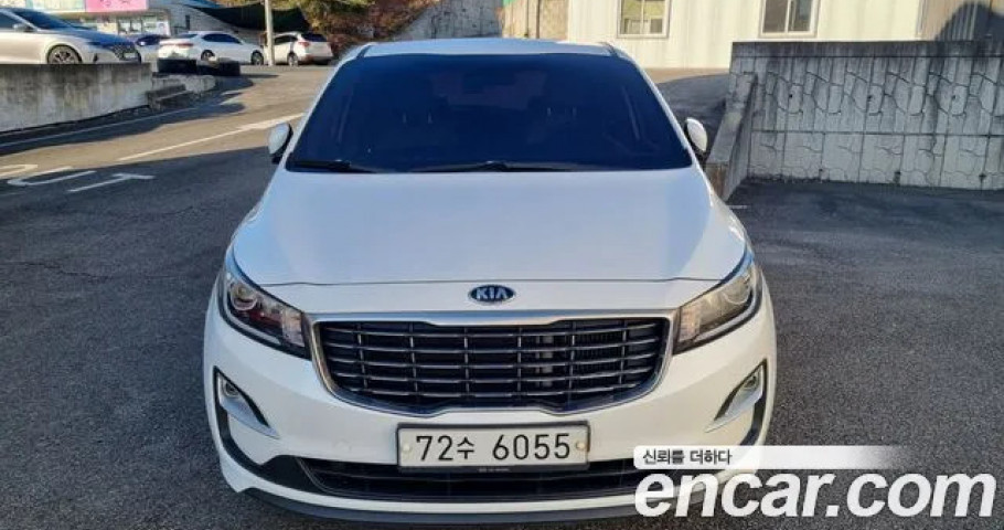 Kia Carnival 