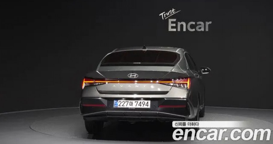 Hyundai Avante (Elantra) 