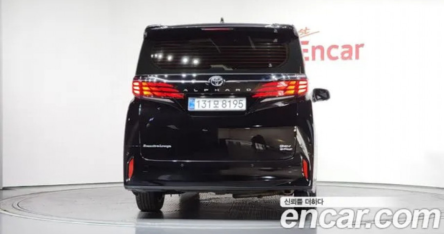 Toyota Alphard 