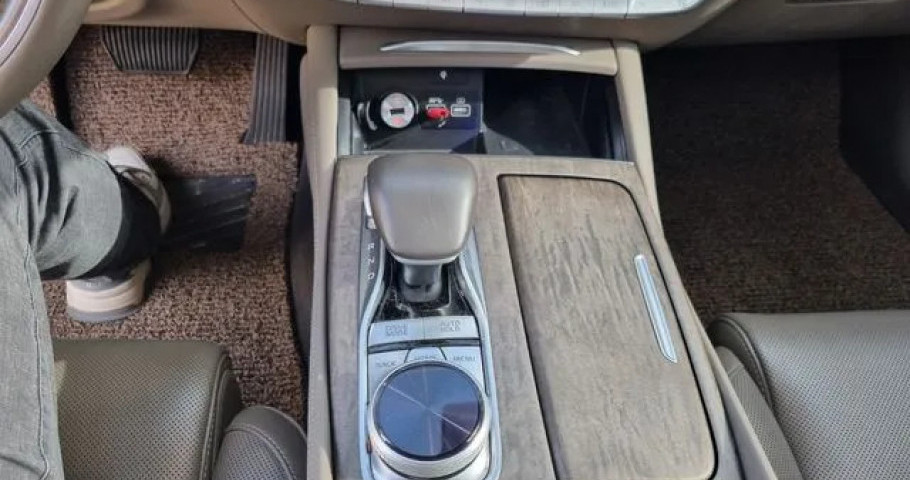 Kia K9 