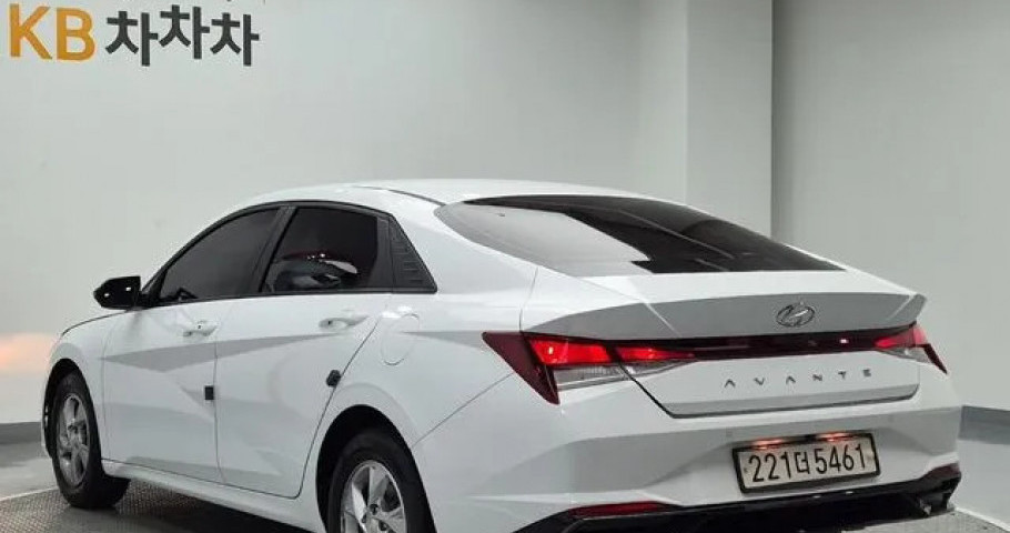 Hyundai Avante (Elantra) 