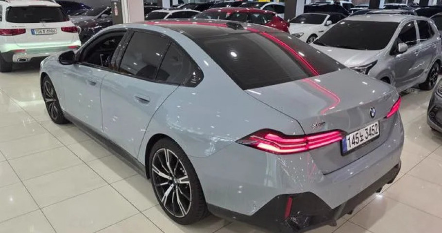 Bmw 5-Series 