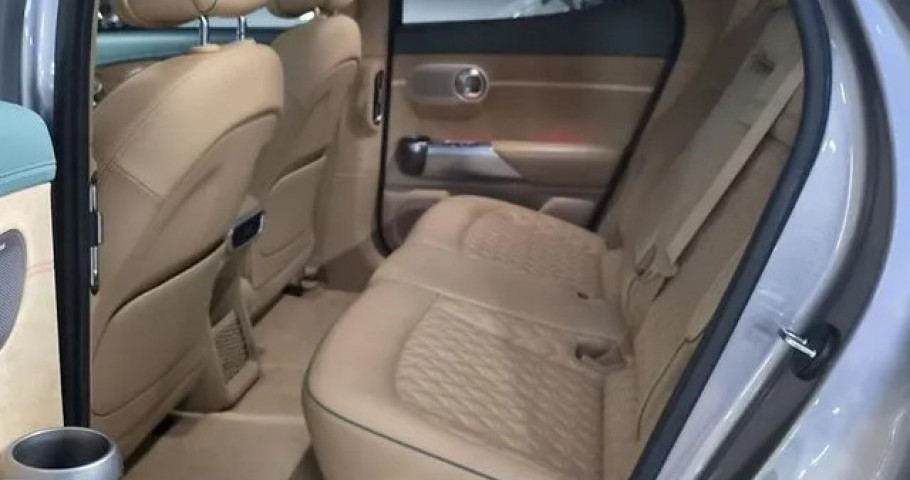 Genesis Gv60 