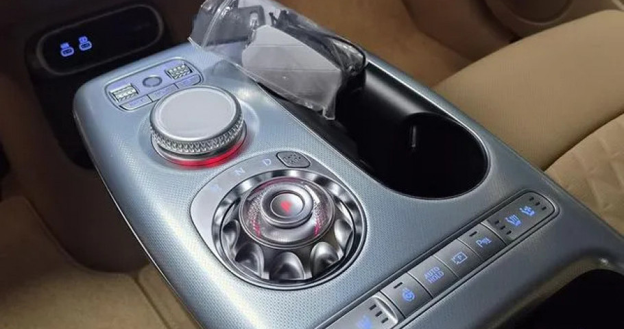 Genesis Gv60 