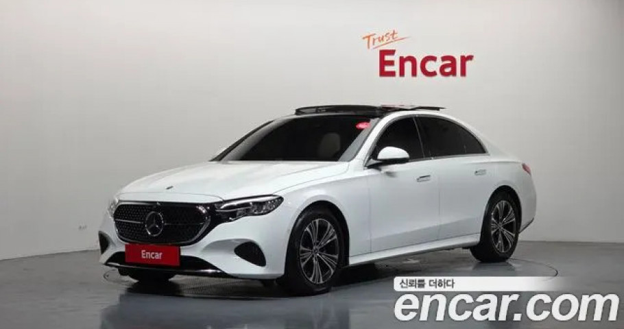 Mercedes-Benz E-Class 