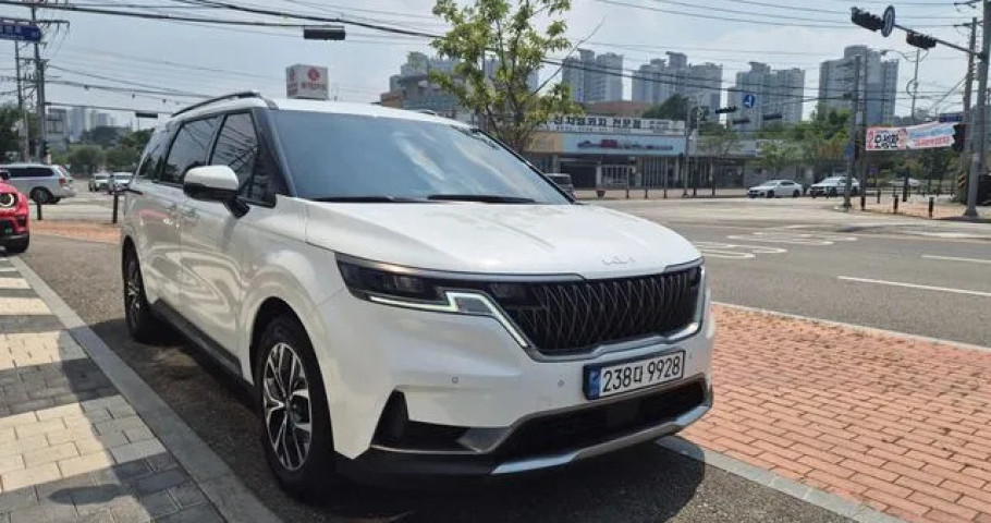 Kia Carnival 