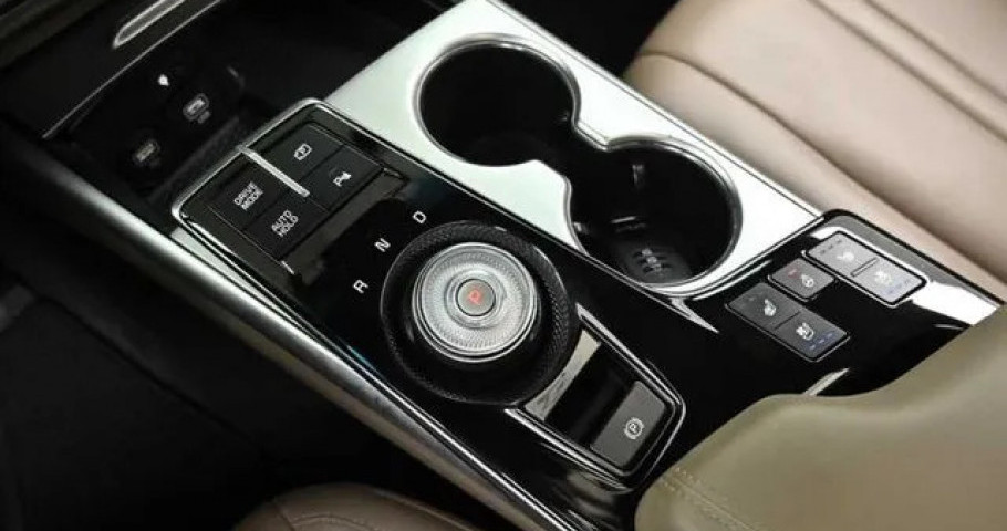 Kia K8 
