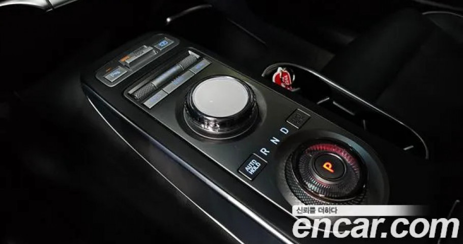 Genesis Gv70 