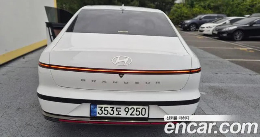 Hyundai Grandeur 