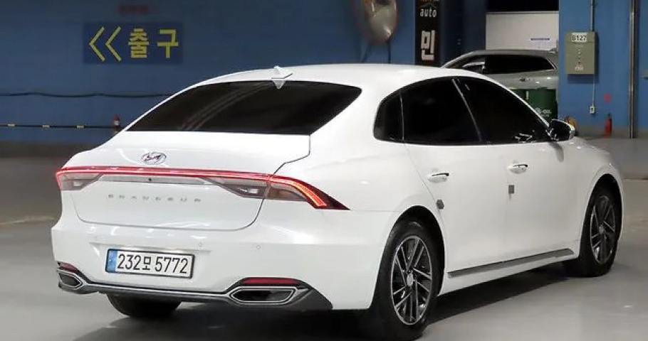 Hyundai Grandeur 