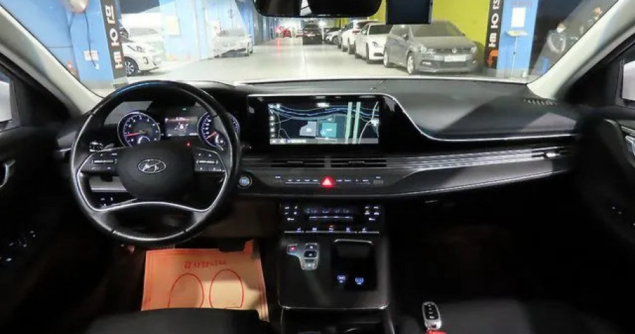 Hyundai Grandeur 
