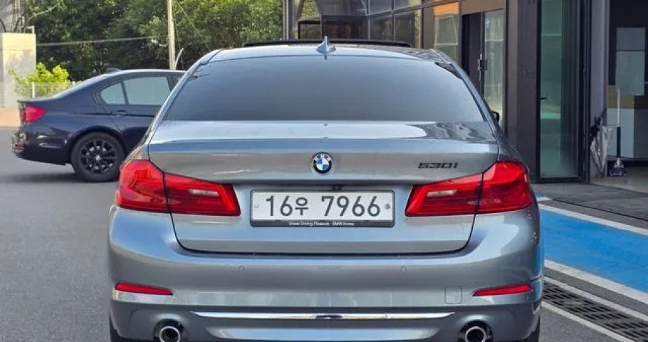 Bmw 5-Series 