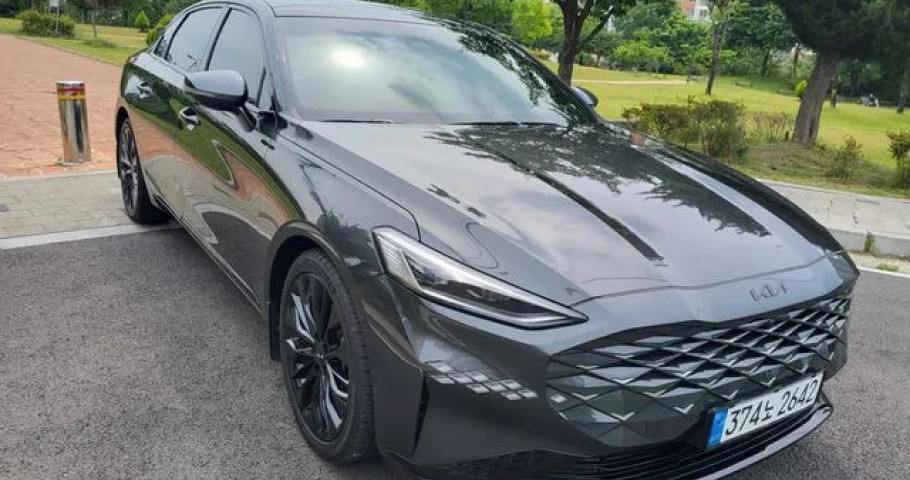 Kia K8 