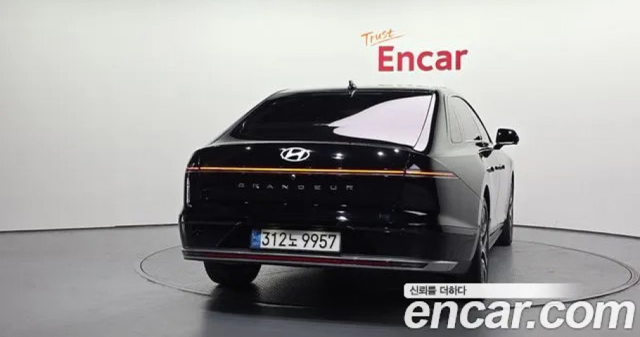 Hyundai Grandeur 