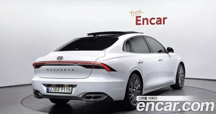 Hyundai Grandeur 