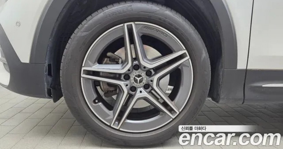 Mercedes-Benz Glb-Class 