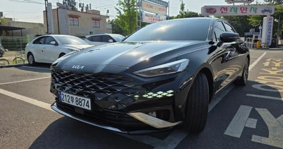 Kia K8 