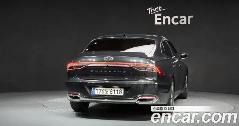 Hyundai Grandeur 