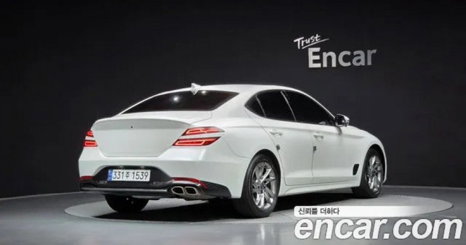 Genesis G70 