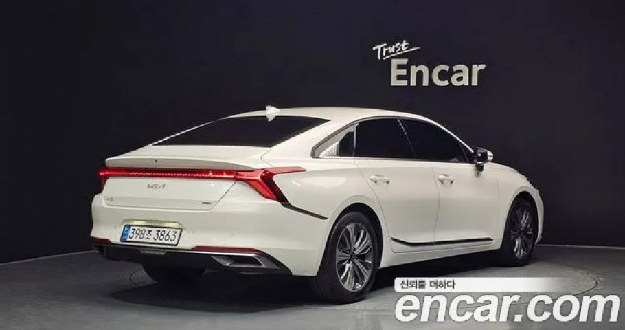 Kia K8 
