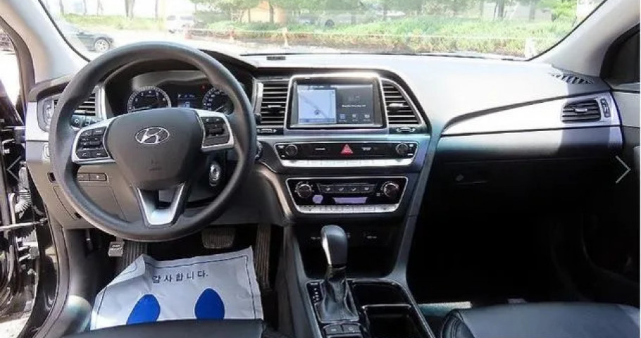 Hyundai Sonata 