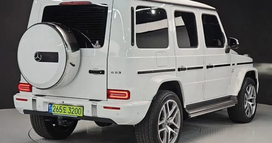 Mercedes-Benz G-Class 