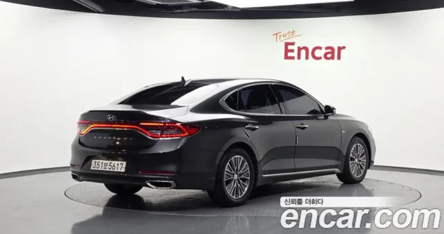 Hyundai Grandeur 