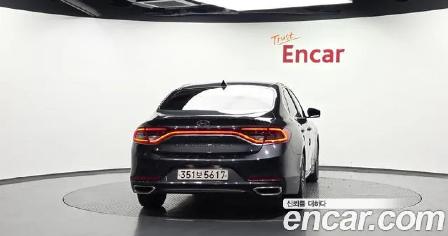 Hyundai Grandeur 