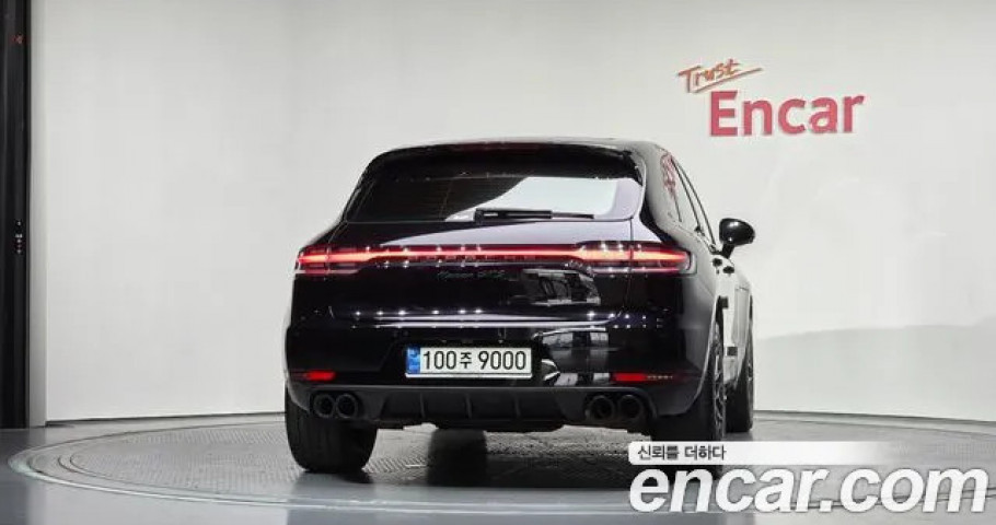 Porsche Macan 