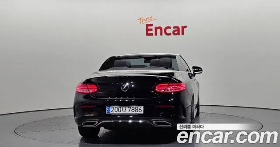 Mercedes-Benz C-Class 