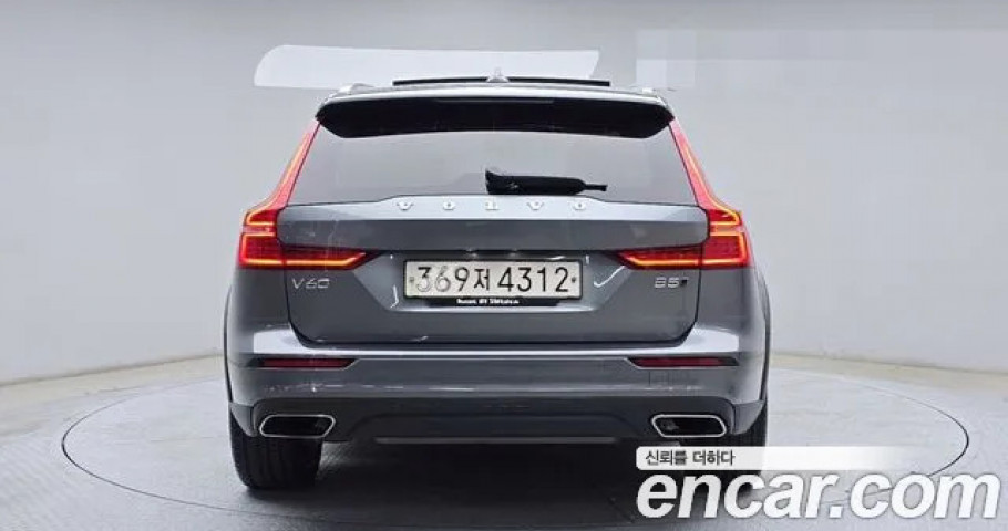 Volvo V60 