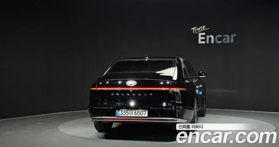 Hyundai Grandeur 