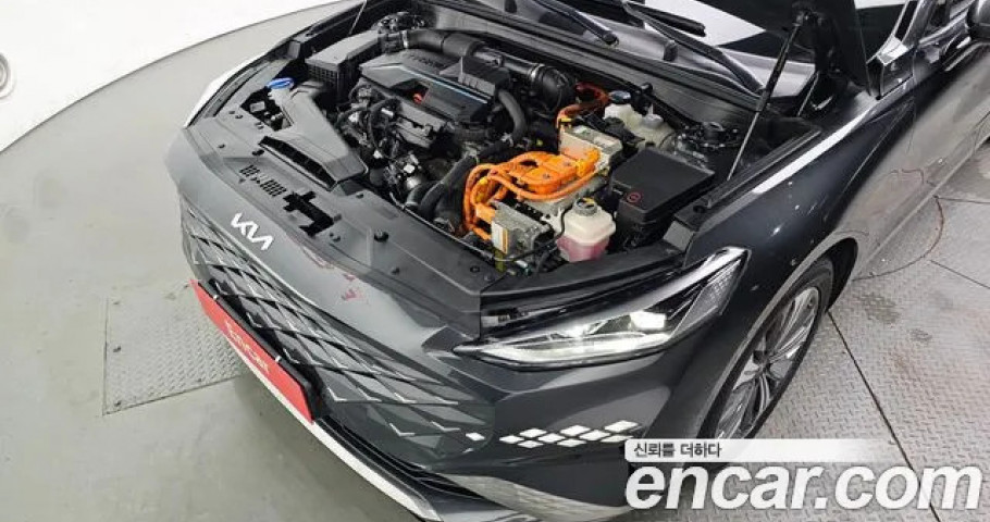 Kia K8 