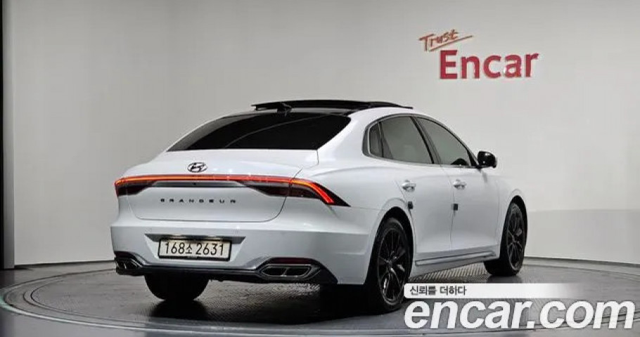 Hyundai Grandeur 