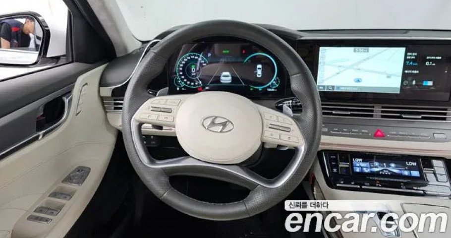 Hyundai Grandeur 