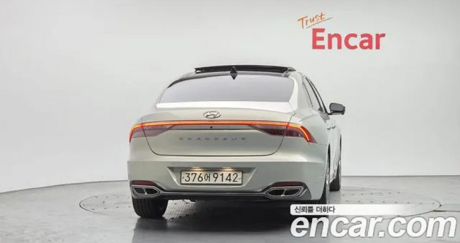 Hyundai Grandeur 